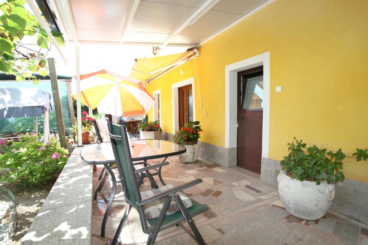 Dino Studio And Room Apartments Portoroz Luaran gambar