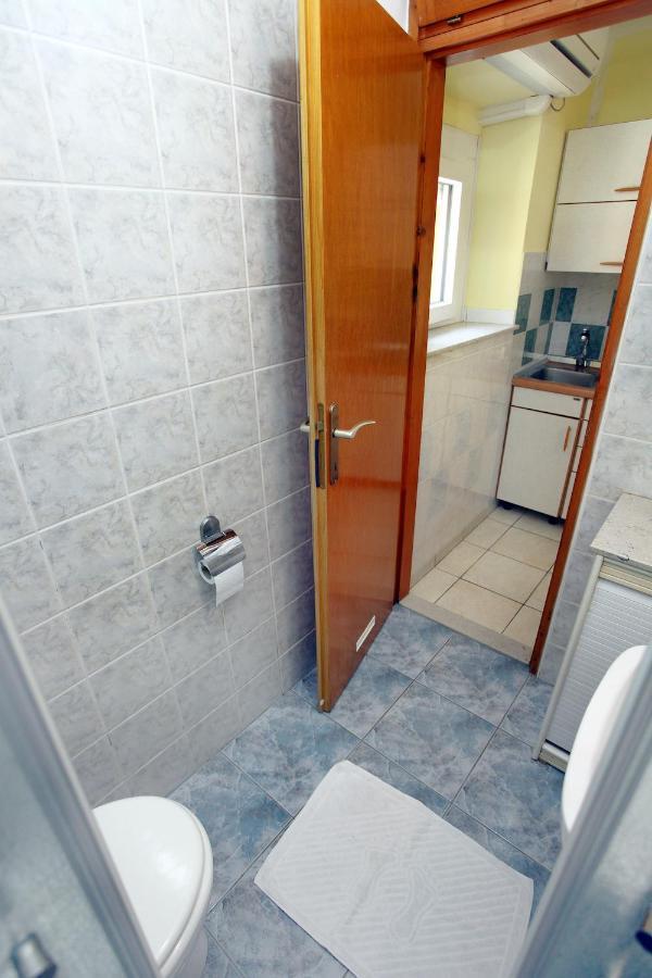 Dino Studio And Room Apartments Portoroz Luaran gambar