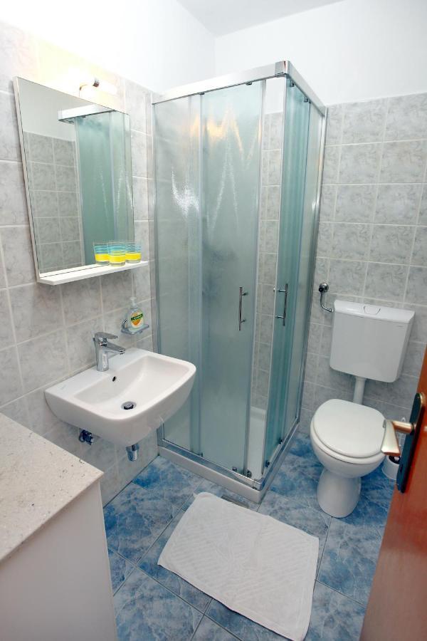 Dino Studio And Room Apartments Portoroz Luaran gambar